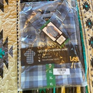 Mens Lee Button Down shirt XL